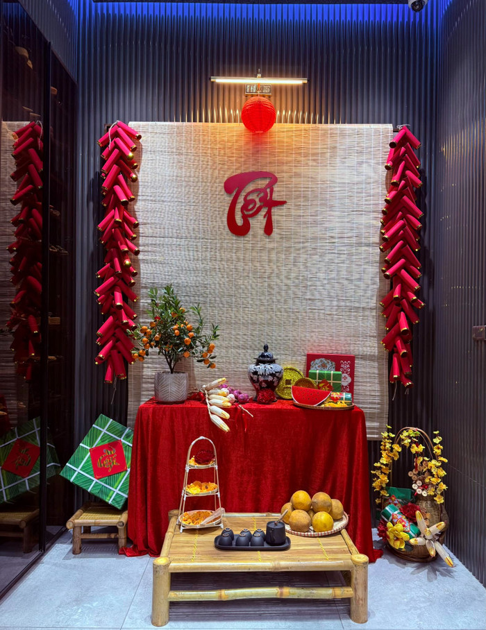 Phương Oanh đưa 2 con về quê ngoại gói bánh chưng, các nhóc tỳ tiếp tục gây sốt cõi mạng Ảnh 5