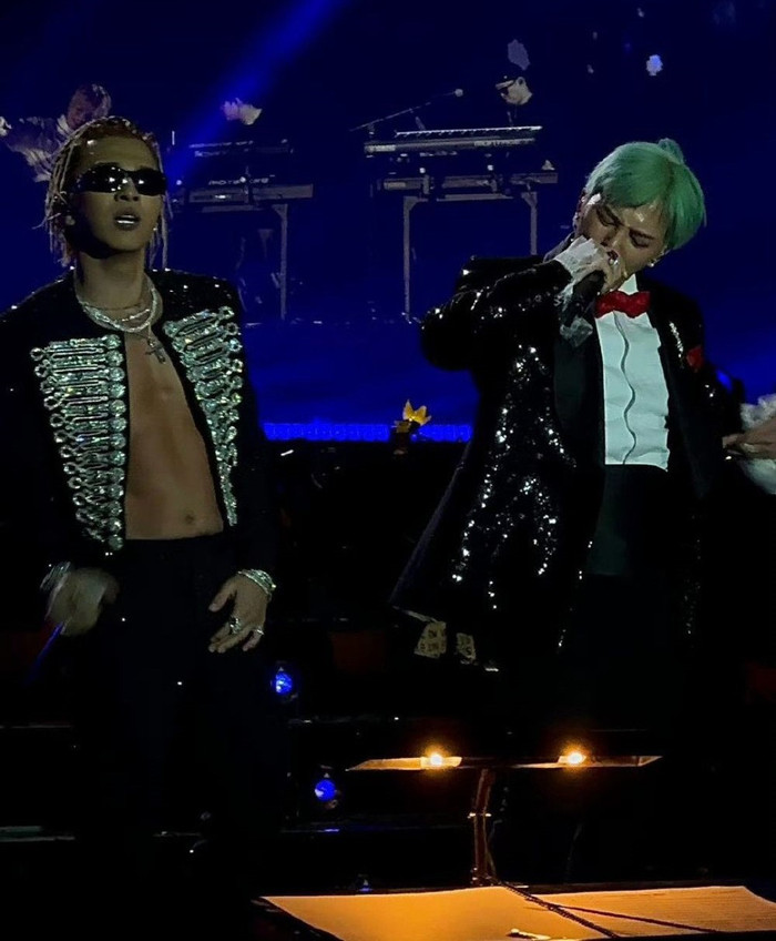 J-HOPE tương tác với Rosé, lễ phép khi chạm mặt đàn anh BIGBANG trên sân khấu Ảnh 3