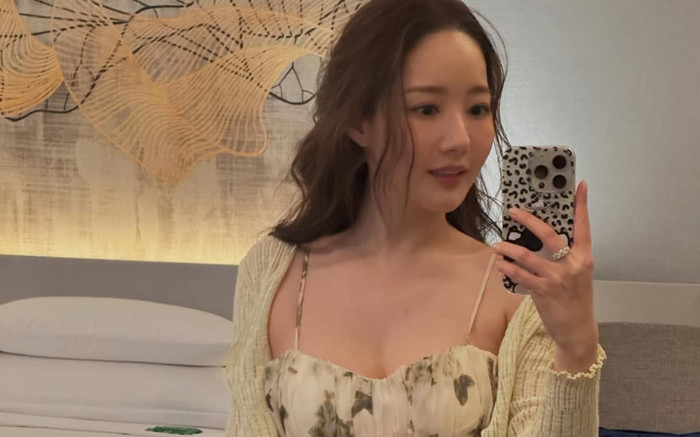 Nữ diễn viên từng chỉ nặng 37kg, nay bất ngờ tự tin khoe thân hình nảy nở Ảnh 2