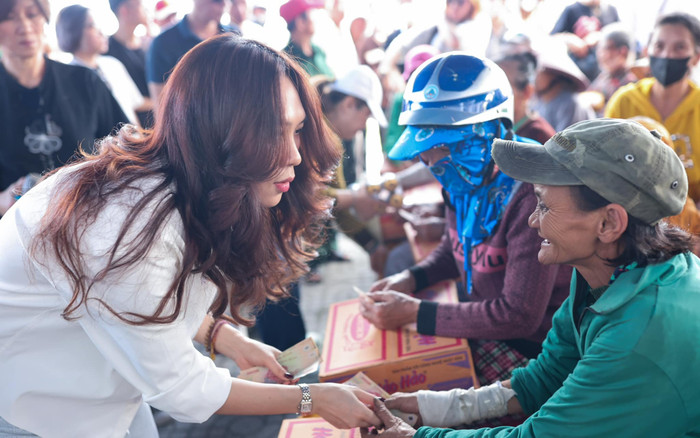 Nữ ca sĩ Việt không đi diễn ngày Tết trong 2 thập kỷ qua, lý do là gì? Ảnh 2