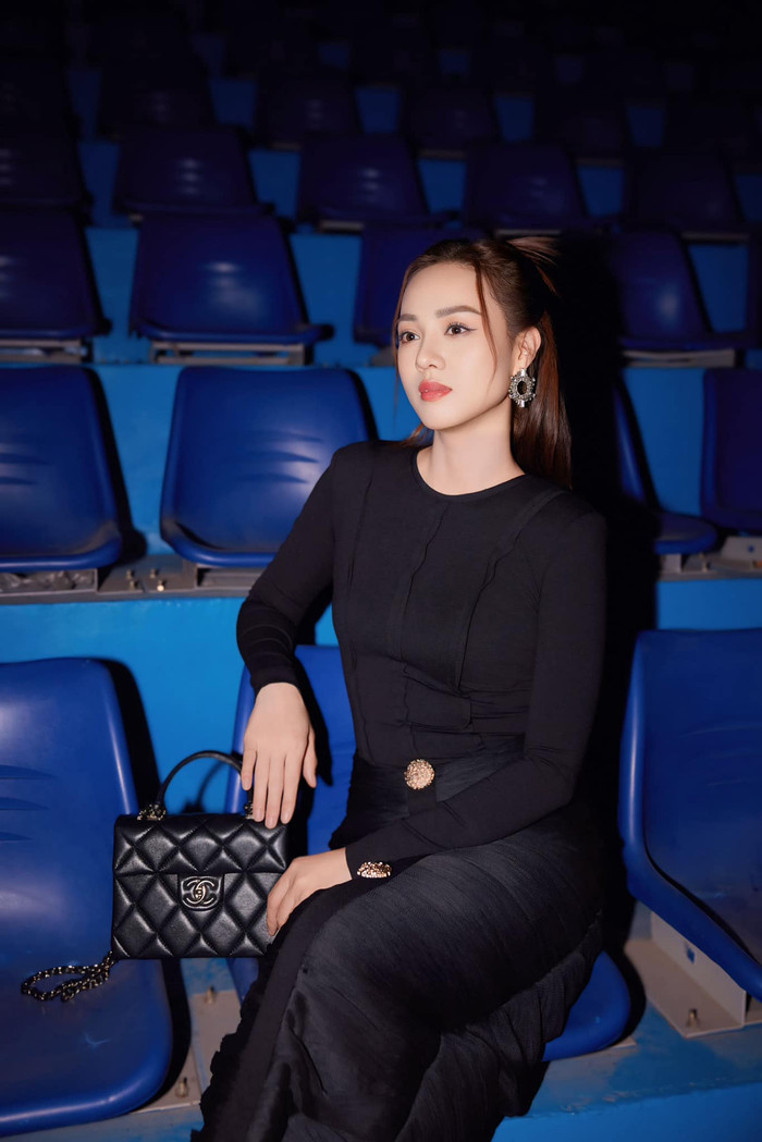 Vợ Công Lý tiết lộ tình trạng sức khỏe bất ổn ngày cận Tết. (Ảnh FBNV)