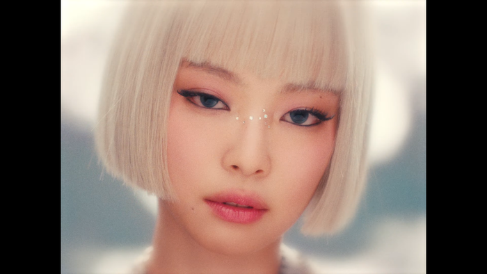 Jennie gây sốc Ảnh 13