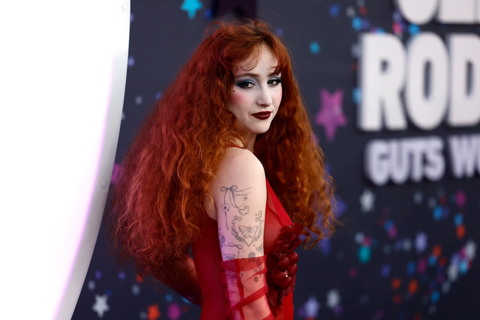 Công bố dàn nghệ sĩ biểu diễn tại GRAMMY 2025: 'Nữ hoàng nhạc Latin' Shakira trở lại Ảnh 4