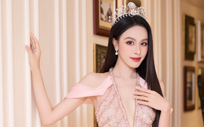 Á quân Bước Nhảy Hoàn Vũ chuộng gu ăn mặc thanh lịch Ảnh 2