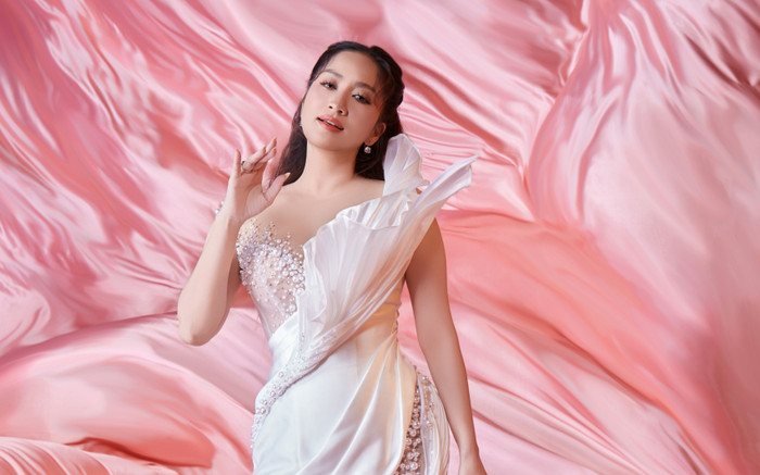 Khánh Thi đẹp tỏa sáng tại chung kết Bước Nhảy Hoàn Vũ Ảnh 2