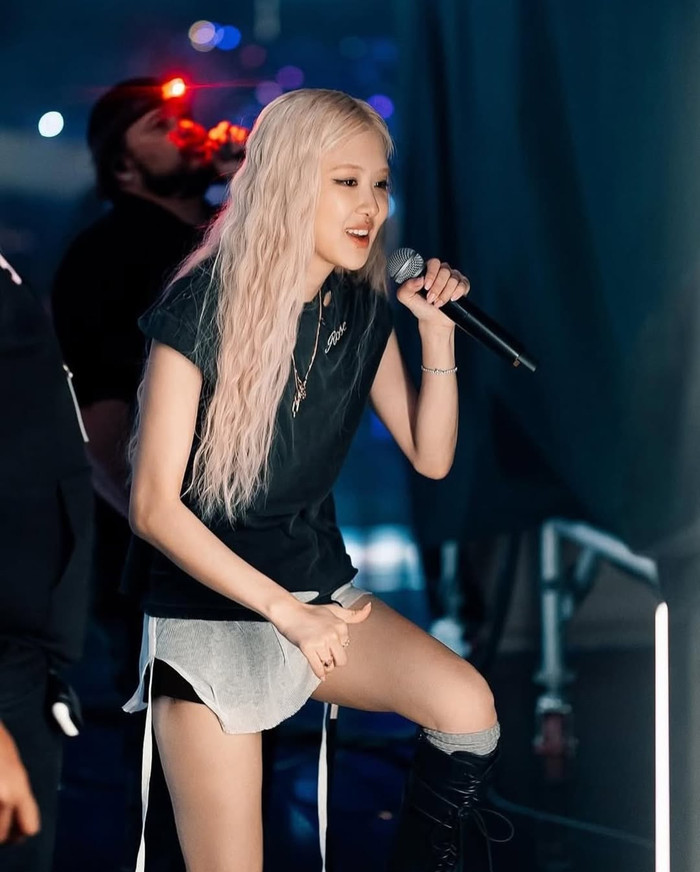 Rosé đang bất ổn Ảnh 1