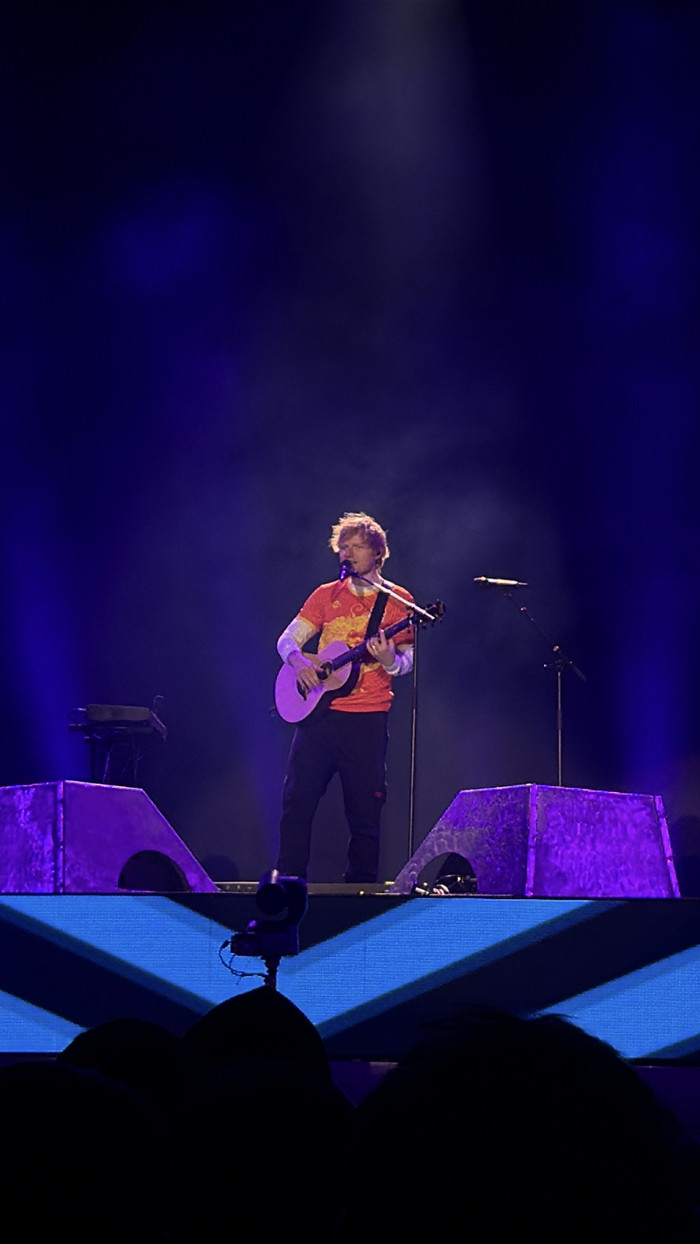 Buổi biểu diễn lịch sử của Ed Sheeran Ảnh 3