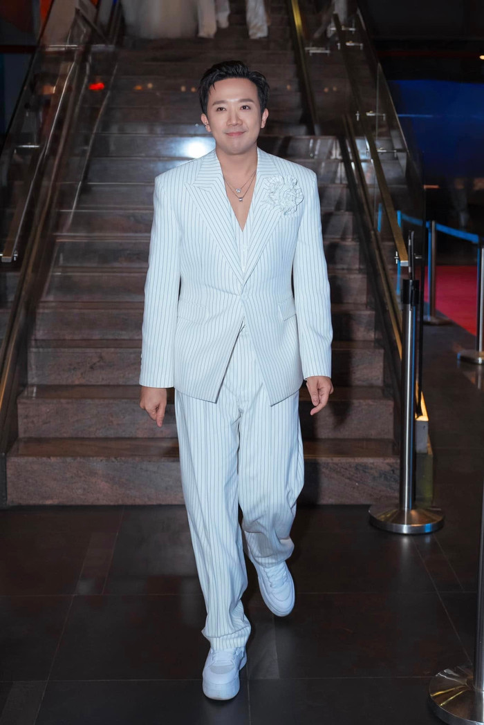 Showbiz 24h: Trấn Thành đã khéo léo đính chính về cuộc hội thoại với Phương Lan để tránh xảy ra những ồn ào không đáng có. Ảnh: FBNV