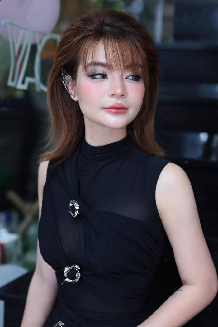Nhan sắc xinh đẹp của Thảo Vy - vợ hơn 3 tuổi của diễn viên Mạc Văn Khoa. (Ảnh: FBNV)