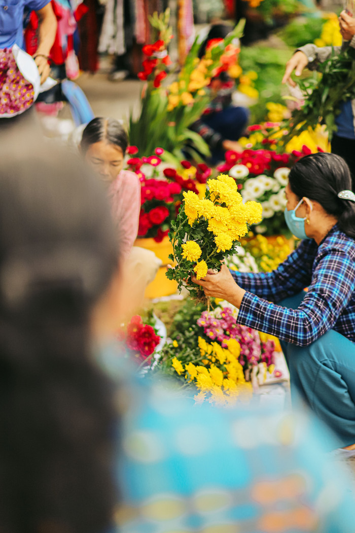 Những bó hoa cúc thích hợp để dâng lên tổ tiên trong dịp Tết này.