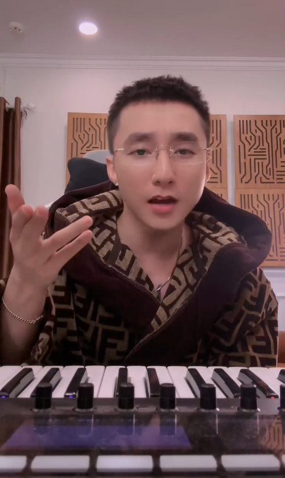 Đoạn clip 'gây bão' của Sơn Tùng tối 27 Tết Ảnh 1