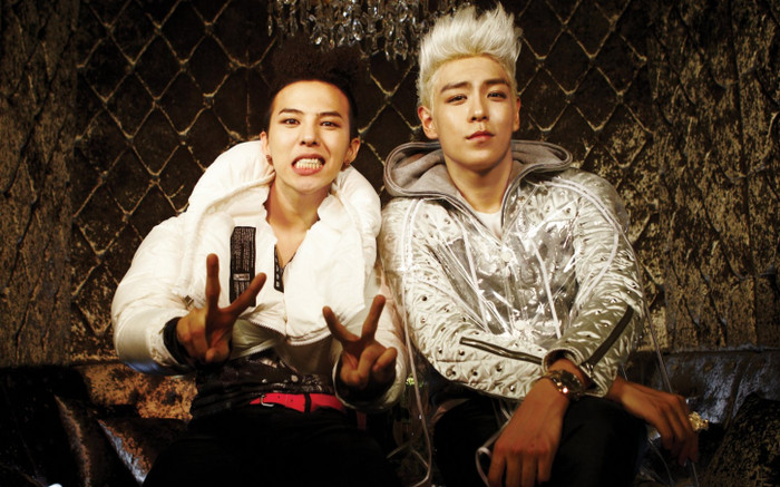 Chuyện gì đây: G-DRAGON gửi 'tín hiệu' tái hợp đến T.O.P? Ảnh 2
