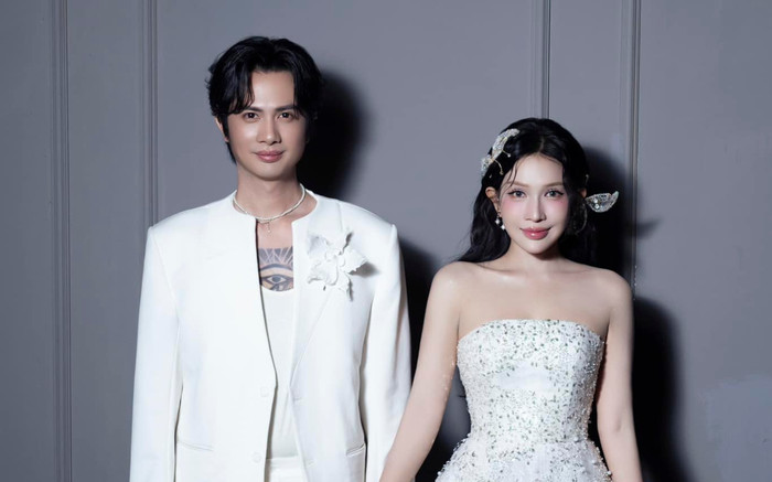 Cặp đôi Vbiz chính thức công khai chuyện tình cảm ngày cuối năm? Ảnh 2