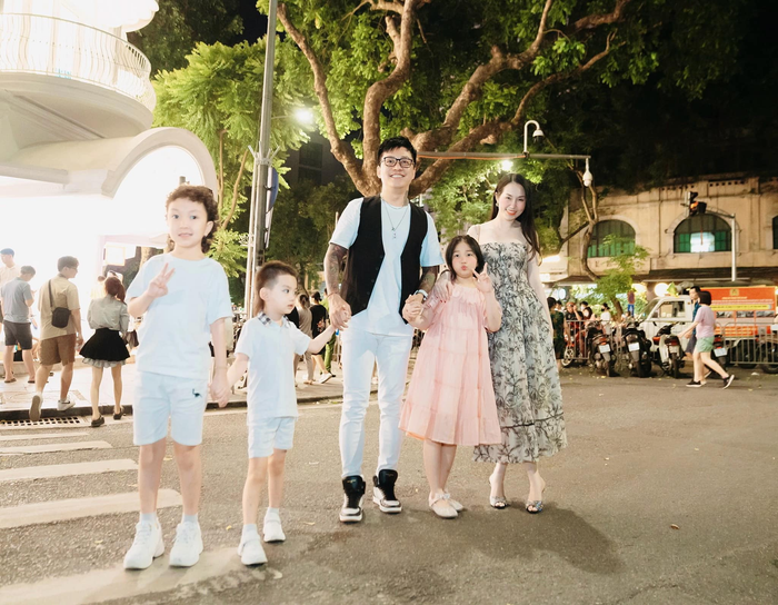 Tổ ấm nhỏ viên mãn của vợ chồng Tuấn Hưng - Hương Baby. (Ảnh: FBNV)