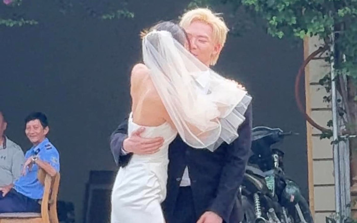 Ca sĩ ERIK chụp ảnh cưới vào ngày 29 Tết? Ảnh 2