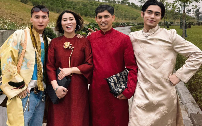Sơn Tùng - MONO du xuân cùng bố mẹ, khung ảnh hot nhất showbiz Việt ngày Tết Nguyên Đán là đây Ảnh 2
