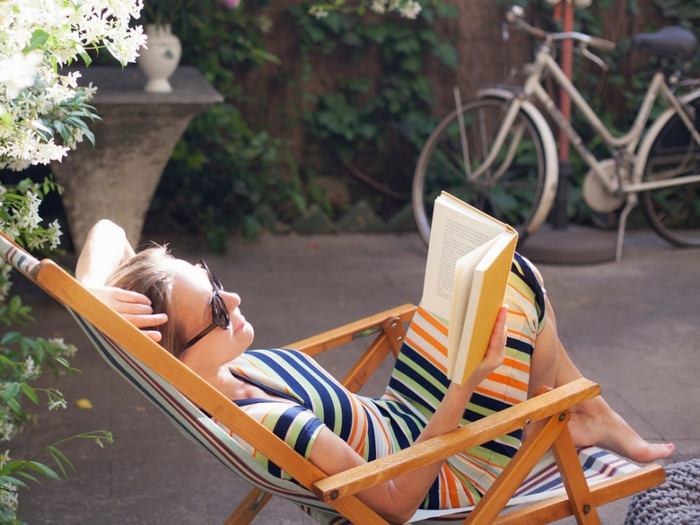 Nhiều người trẻ GenZ chọn 'nghỉ hưu ngắn hạn' để cân bằng cuộc sống.