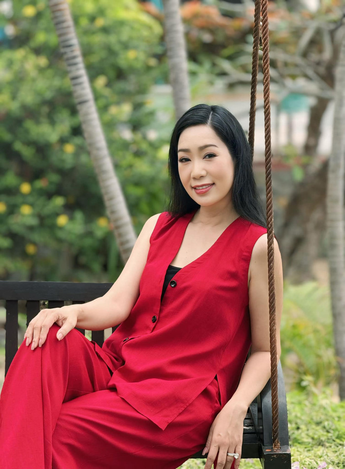 Á hậu Việt Nam năm 1994 ngày càng nhuận sắc theo thời gian. Ảnh: FBNV