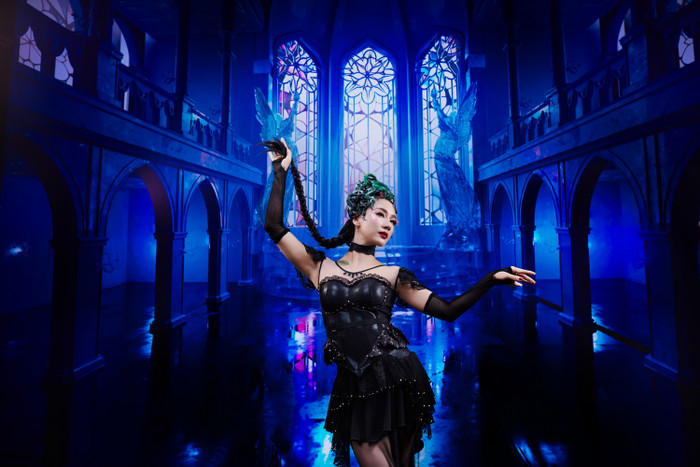 Sau phần trình diễn của Phạm Lịch, giám khảo Chí Anh cho 9.5 điểm, giám khảo Khánh Thi cho 9.5 điểm, giám khảo Sandra cho 9.5 điểm, giám khảo Trần Ly Ly chấm 9.5 điểm, giám khảo Phan Hiển chấm 9.5 điểm.