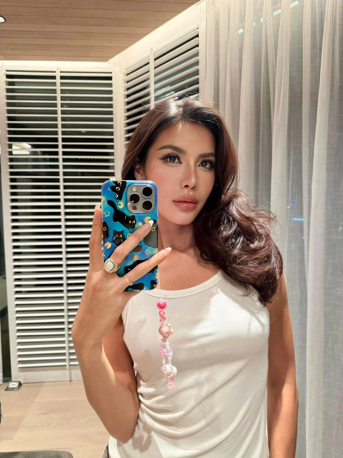 Minh Tú được biết đến với hàng loạt danh hiệu trong làng thời trang.