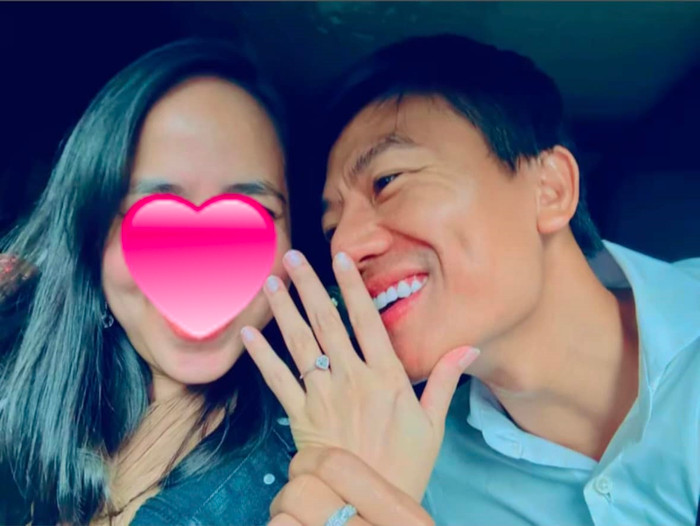 Hiếu Nguyễn khoe khoảnh khắc hạnh phúc bên bạn gái vào ngày đầu năm của Tết Nguyên đán 2025. (Ảnh FBNV)