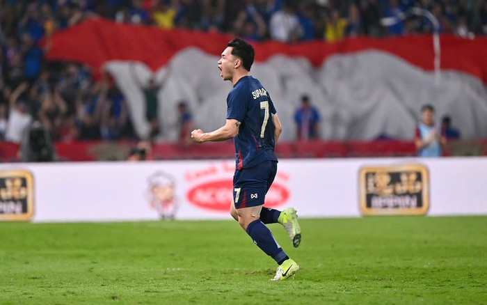 Báo Thái Lan cay cú khi Táo quân 2025 chế giễu Supachok Ảnh 2