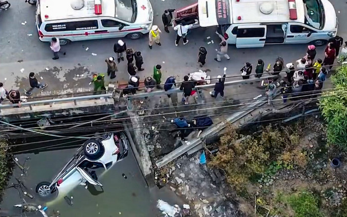 Nguyên nhân ban đầu vụ ô tô lao xuống mương làm 7 người tử vong ở Nam Định Ảnh 2