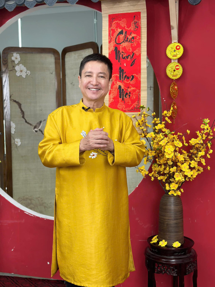 Showbiz 24h: NSƯT Chí Trung đang tận hưởng cuộc sống bình yên sau nhiều năm miệt mài hoạt động nghệ thuật. Ảnh: FBNV