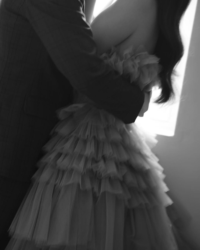 Nữ ca sĩ thông báo kết hôn vào mùng 3 Tết Ảnh 3