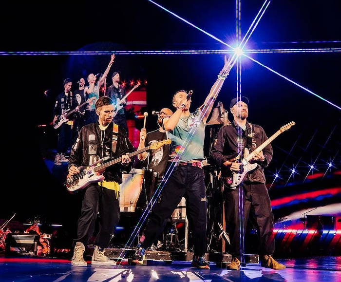 Chuyến lưu diễn có lượng khán giả tham dự đông nhất lịch sử không gọi tên Taylor Swift Ảnh 3