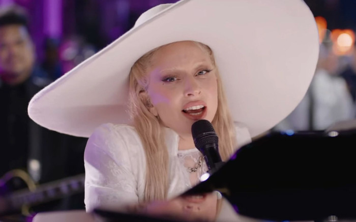Tin vui cho Lady Gaga sau màn trình diễn tại Super Bowl 2025 Ảnh 2