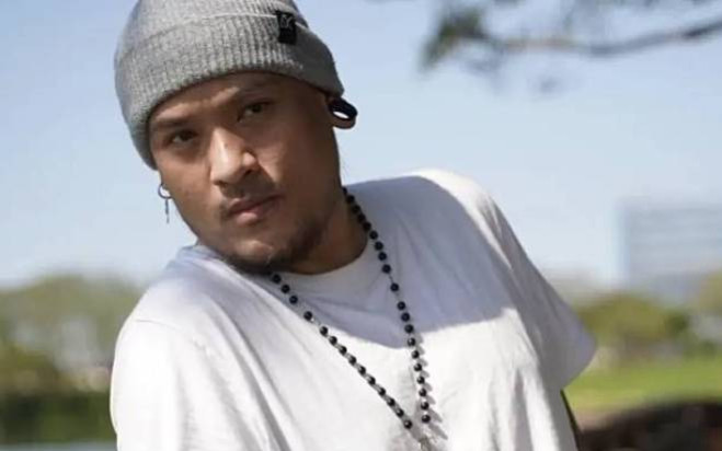 Nam ca sĩ nổi tiếng qua đời khi ngã từ độ cao 15m Ảnh 2