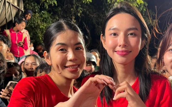 Bức ảnh Hằng Du Mục đứng cạnh Hoa hậu Thuỳ Tiên gây chú ý Ảnh 2