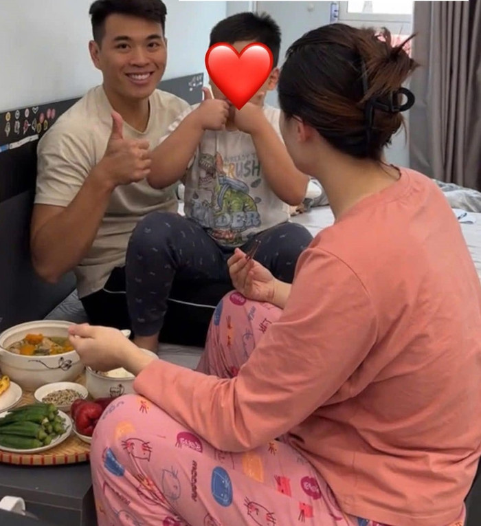 Trong các clip gần đây có sự xuất hiện của bà xã Lê Anh Nuôi&nbsp;