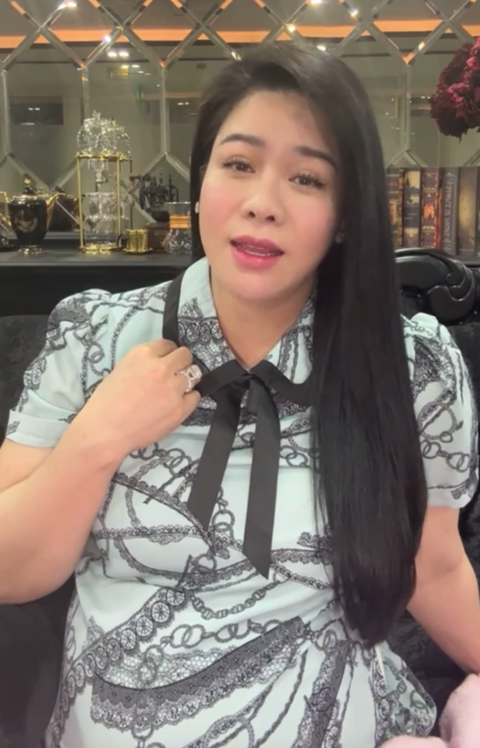 Nhật Kim Anh cảm thấy tủi thân vì không còn xinh đẹp và vóc dáng cũng thay đổi rõ rệt khi mang thai lần 2. (Ảnh: FBNV)