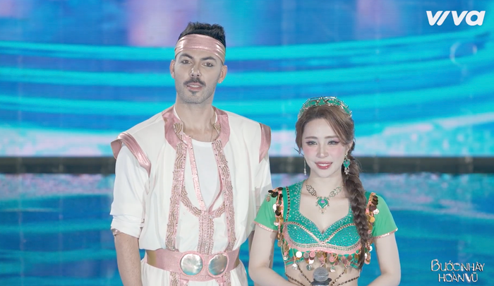 Quỳnh Nga và vũ công Tihomir lắng nghe nhận xét từ ban giám khảo. Ảnh: Chụp màn hình