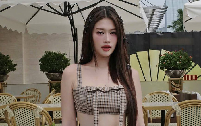 Hoa hậu Đoàn Thiên Ân chăm kết thân với hàng hiệu, mang túi hơn 60 triệu đồng dạo phố Ảnh 2