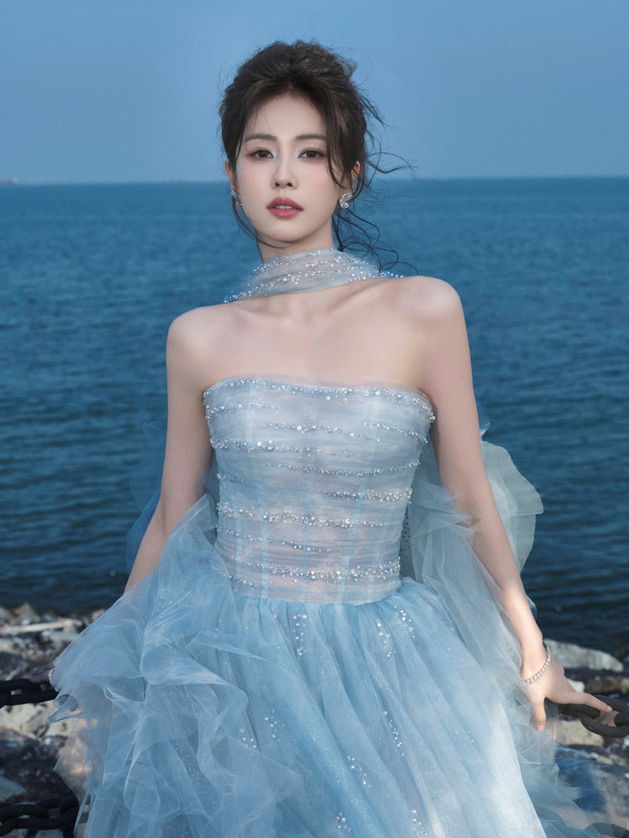 Có nhiều ngôi sao gây bão màn ảnh nhờ hợp tác với Bạch Lộc.