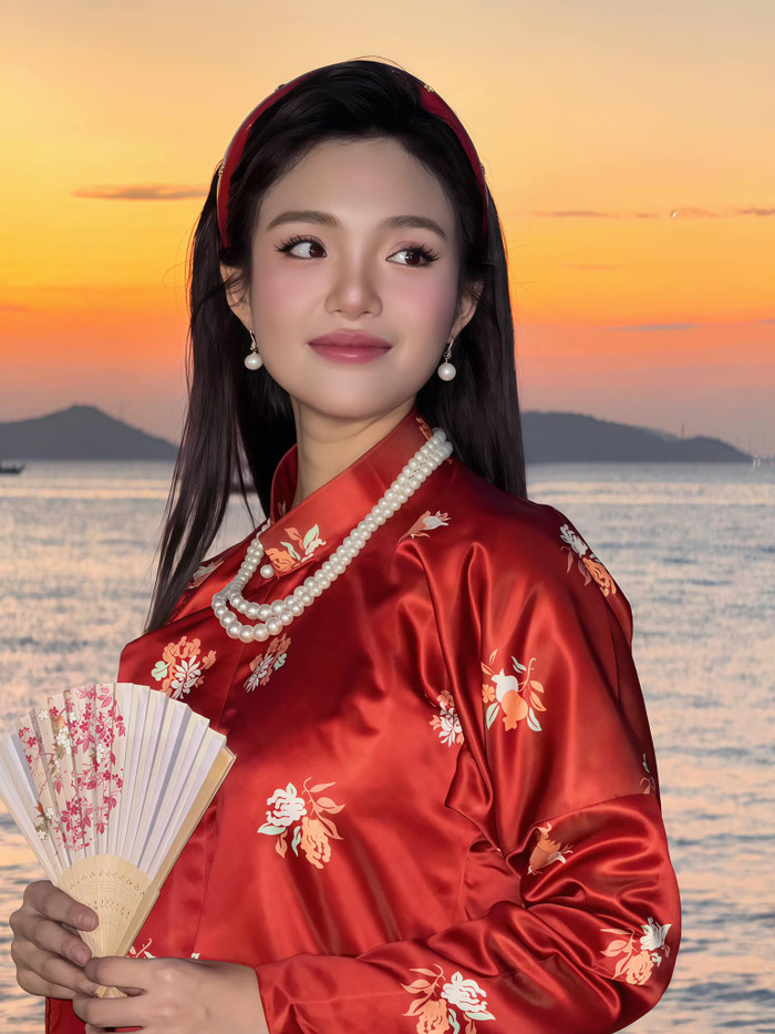 Nhan sắc chuẩn mỹ nhân phim xưa của Yeye Nhật Hạ gây sốt