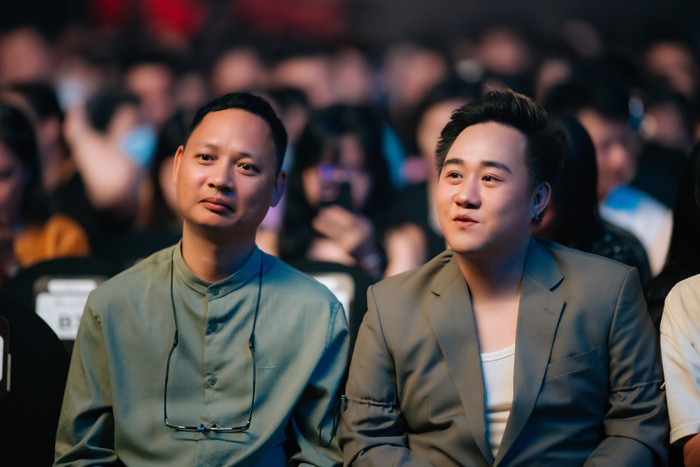 Nhạc sĩ Nguyễn Hải Phong và ca sĩ Trung Quân có mặt tại live concert để ủng hộ Phan Mạnh Quỳnh.