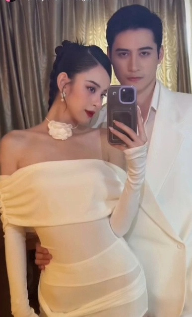 Nam vương Tuấn Ngọc và Hương Liên bắt đầu nên duyên từ sau một chương trình về thời trang.