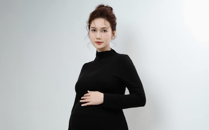 Hương Giang tạm dừng công việc, chuẩn bị lâm bồn Ảnh 2