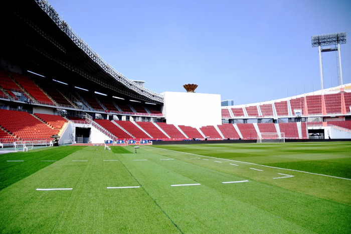 HLV Kim Sang Sik muốn tuyển Việt Nam quên đi trận thắng 2-1 lượt đi, và đặt mục tiêu thắng Thái Lan ở sân Rajamangala. Ảnh: FAT