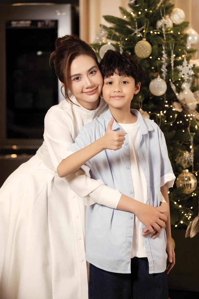 Sao phim Thương Ngày Nắng Về khoe khoảnh khắc hạnh phúc bên con trai 9 tuổi - FBNV.