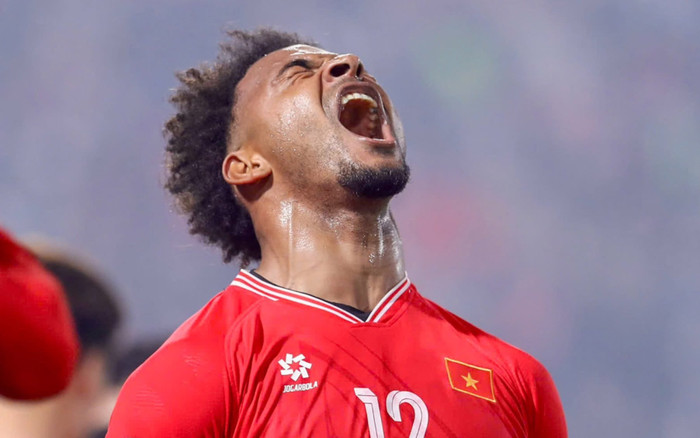 Nguyễn Xuân Son gọi Supachok là 'đồ ngốc' Ảnh 2