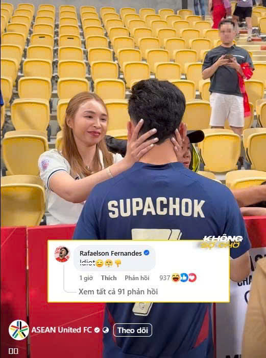 Dù đang chấn thương, Nguyễn Xuân Son vẫn tỏ ra bức xúc trên bàn thắng thứ hai do Supachok thực hiện trong trận đấu với tuyển Việt Nam. 