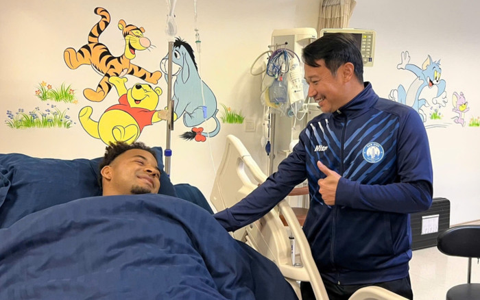 Tỉnh dậy sau phẫu thuật, Nguyễn Xuân Son khen nức nở 2 món ăn này của Việt Nam Ảnh 2