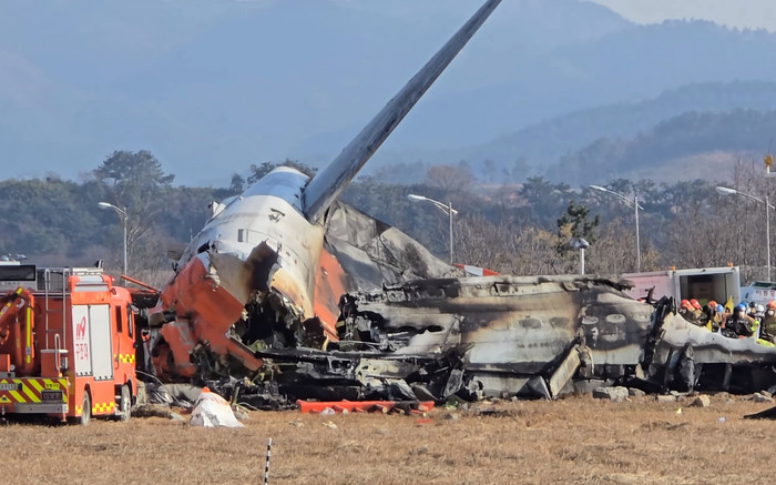 Hàn Quốc điều tra email bí ẩn nhận trách nhiệm vụ tai nạn máy bay Jeju Air, Interpol vào cuộc Ảnh 2