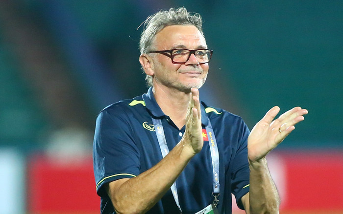 HLV Kim Sang Sik chỉ ra lý do HLV Troussier thất bại Ảnh 2