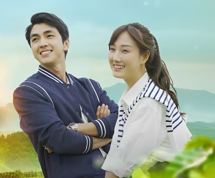 Phim theo chân Ánh Dương (Hoàng Khánh Ly) - cô gái trẻ vì lầm lỡ trong tình cảm mà chấp nhận làm mẹ đơn thân. Cô đưa con lên Bảo Lộc sống, làm trợ lý cho bố của Đình Phong (Bình An). Thời gian đầu, cặp đôi gặp phải vô số rắc rối, dẫn đến tâm lý khó chịu, không hề ưa đối phương.